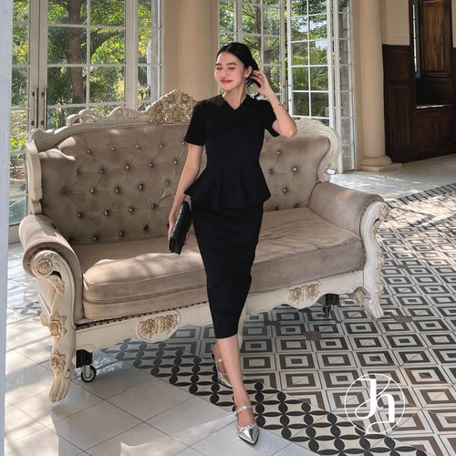 Curved Panel Peplum Top