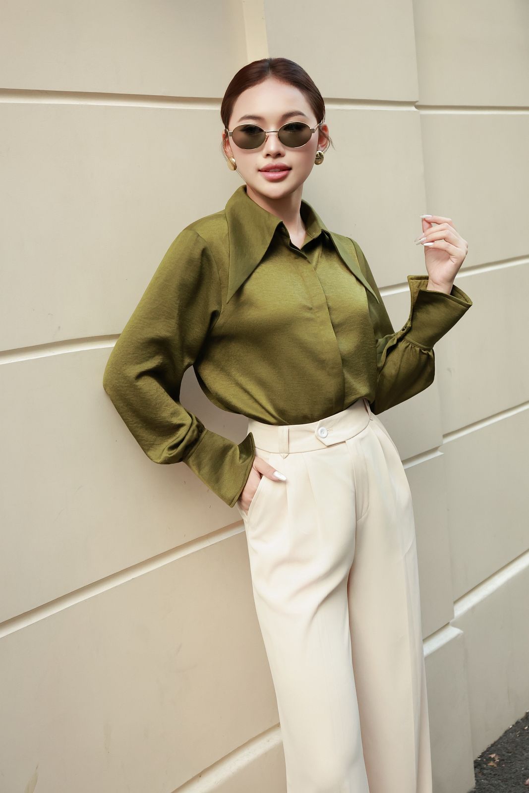 Pointed Collar Blouse