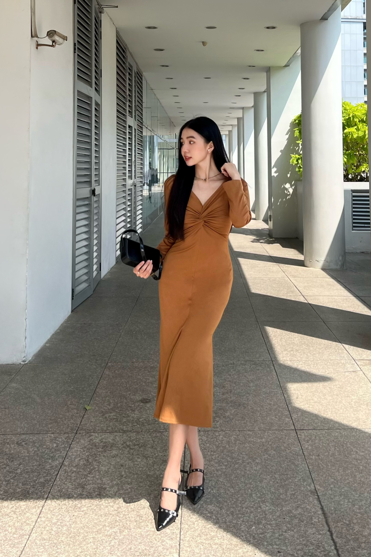 Twist Fitted Dress