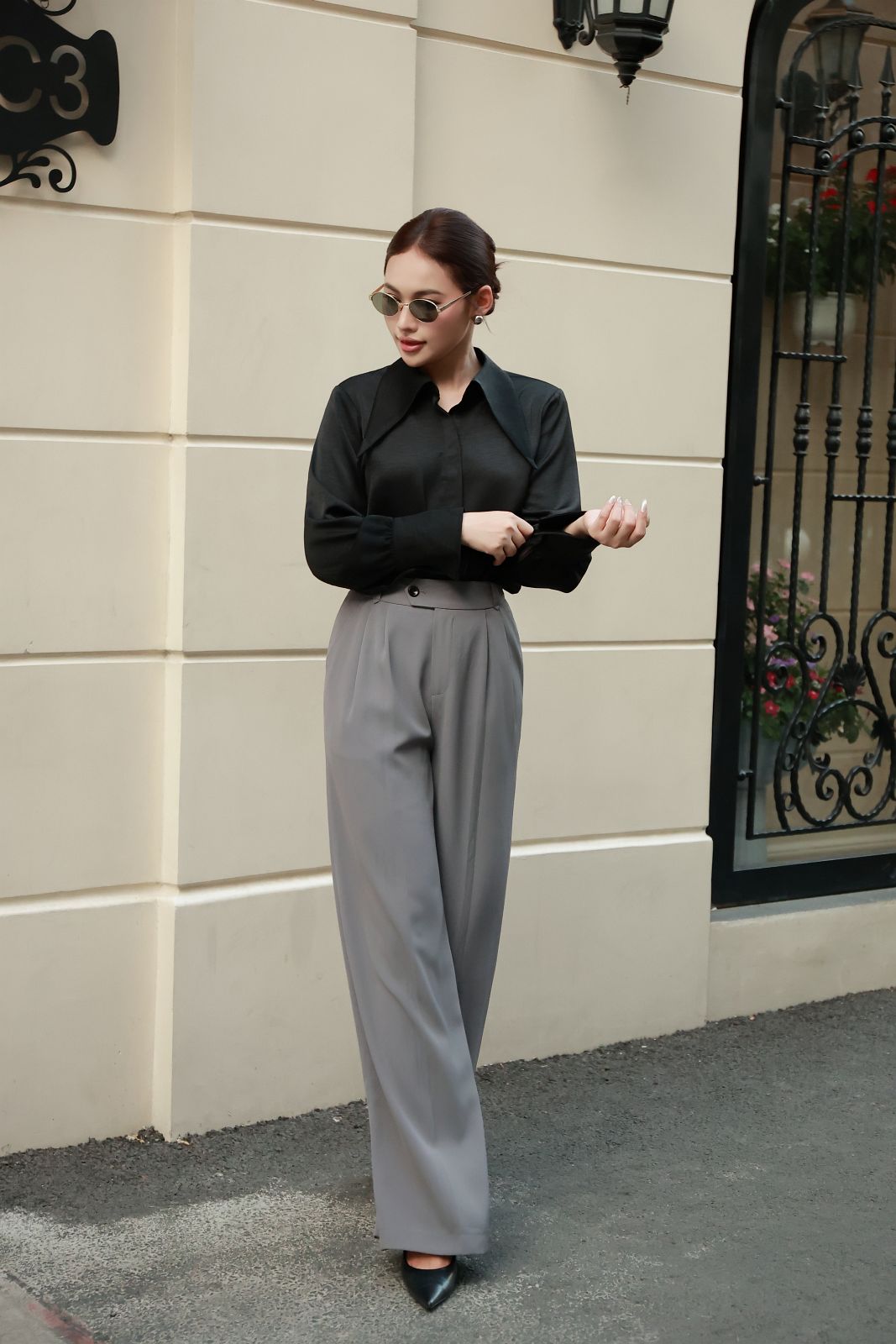 Wide Leg Tailored Trousers
